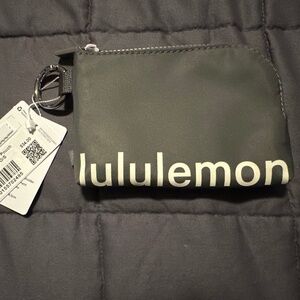 Lululemon Clippable Card Pouch in Grey Sage